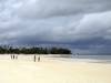 Afrikanerinnen am Strand Sansibar Afrika afrikanisch